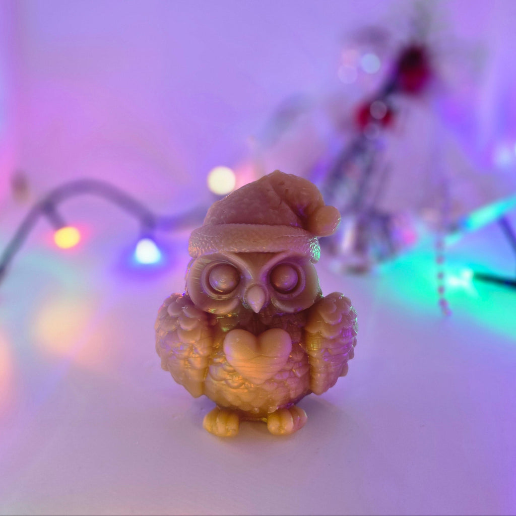 🦉🎄 Christmas Owl Candle - Whoo-liday Cheer