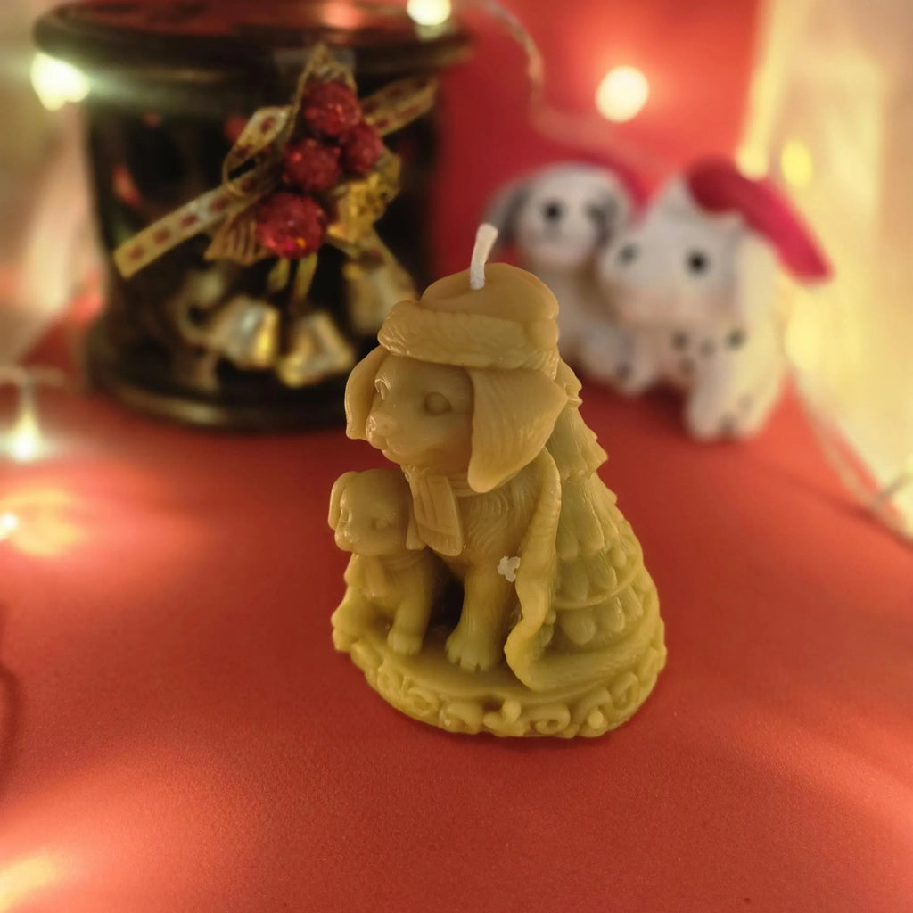 Cosy Paws Christmas Candle | Christmas | Beeswax Candles