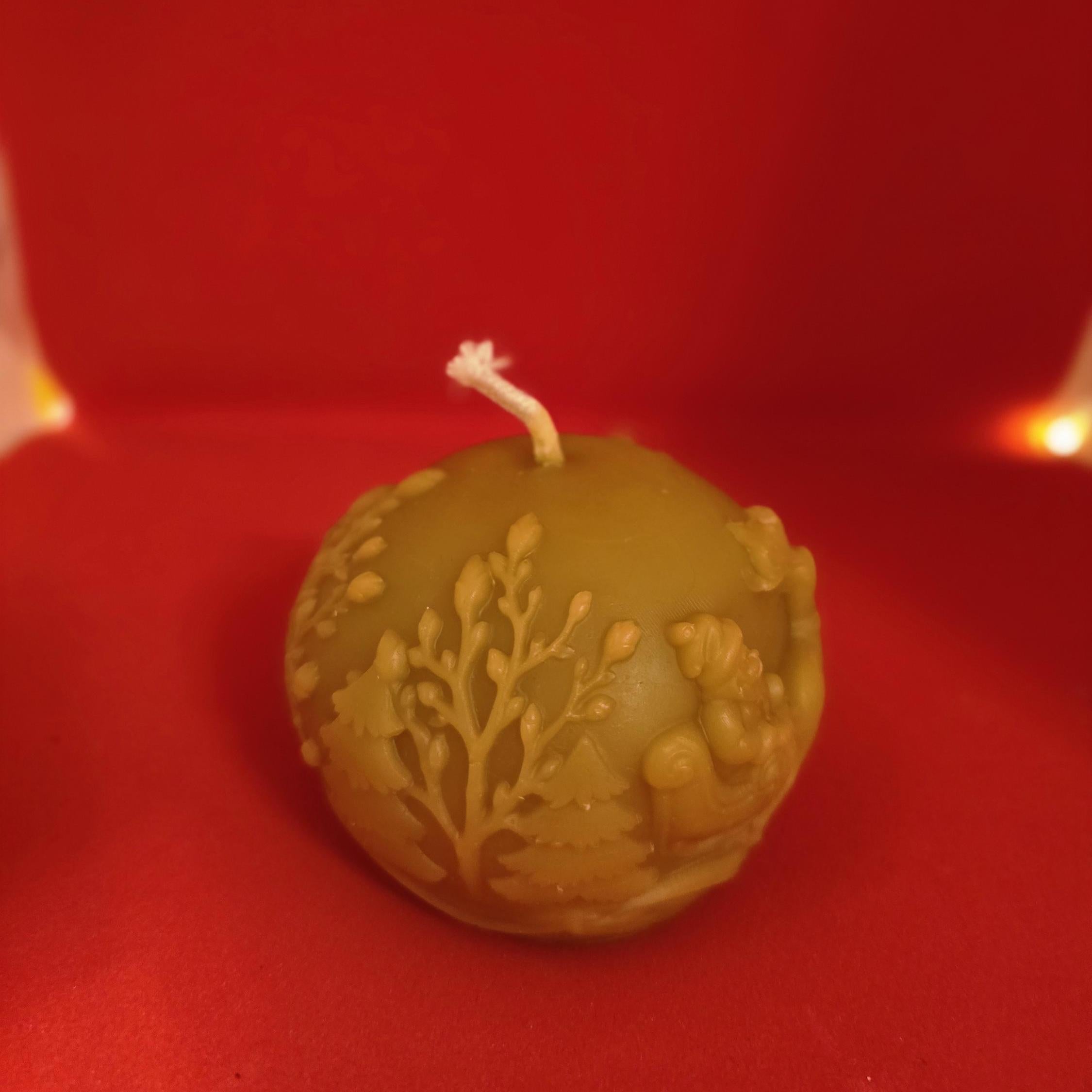 The North Pole Sleigh Glow | Beeswax Christmas Candle