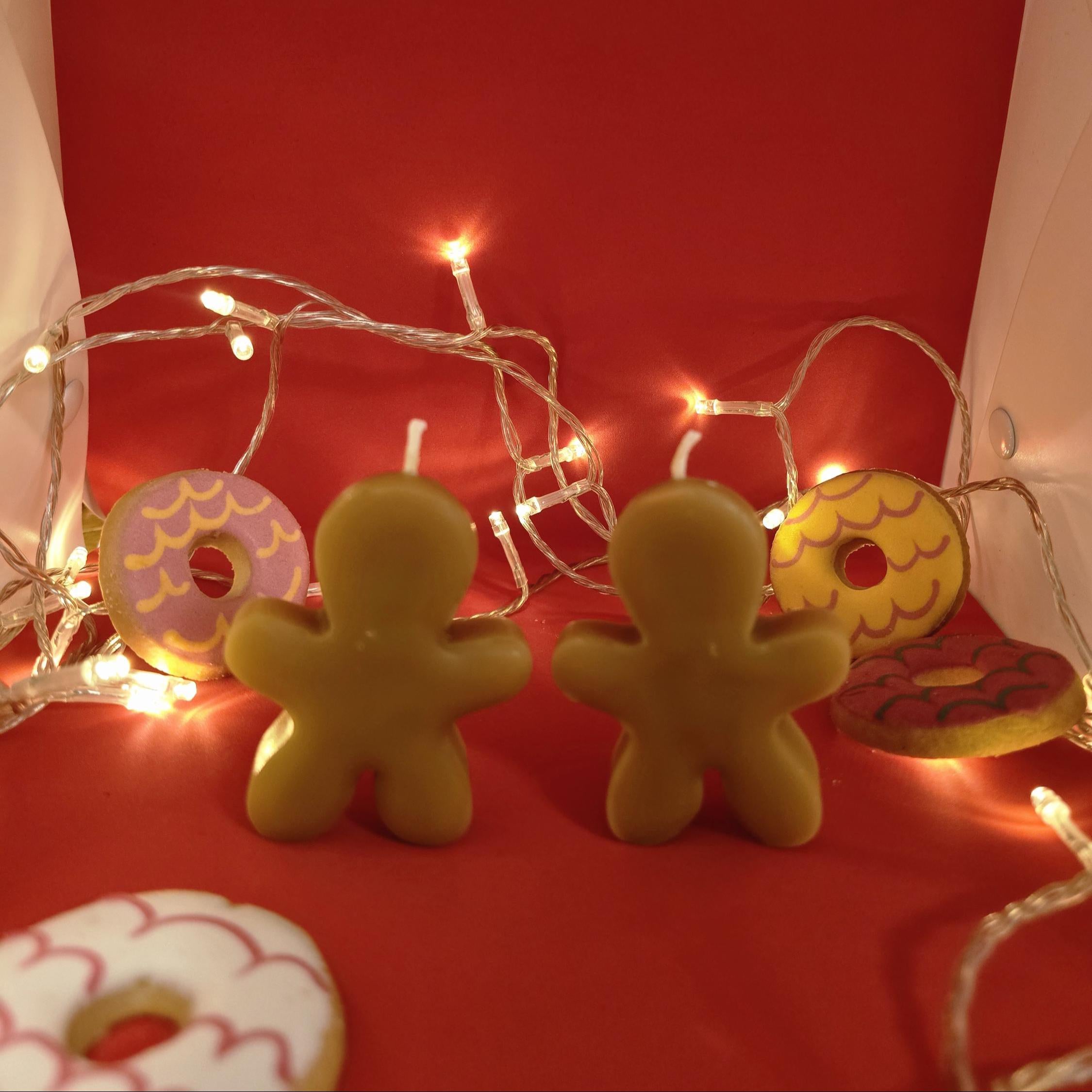 Sugar & Spice Gingerbread Men Candles | Gift Box | Beeswax Candles