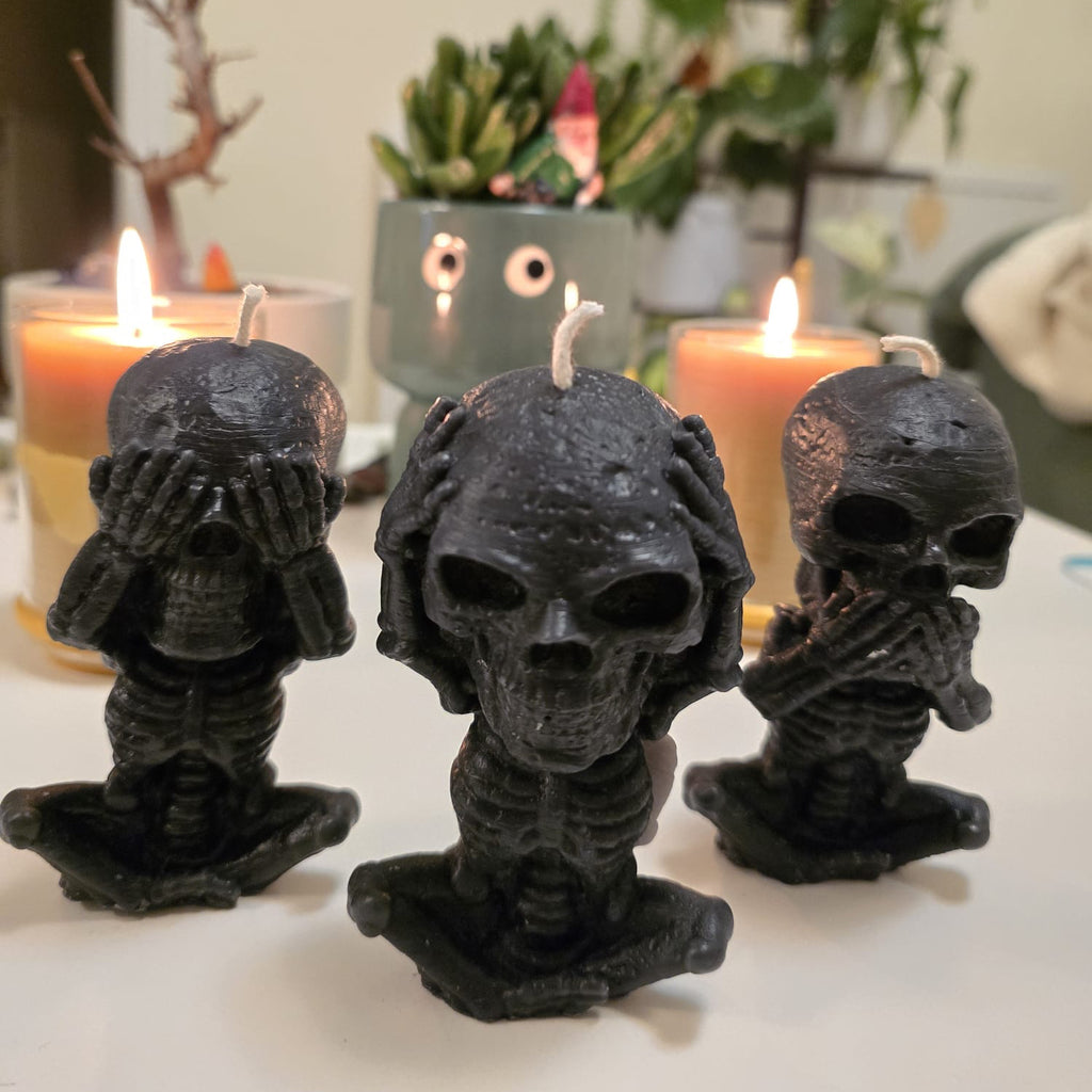 Halloween Beeswax Scented Candle Gift Box: 3 Skeletons