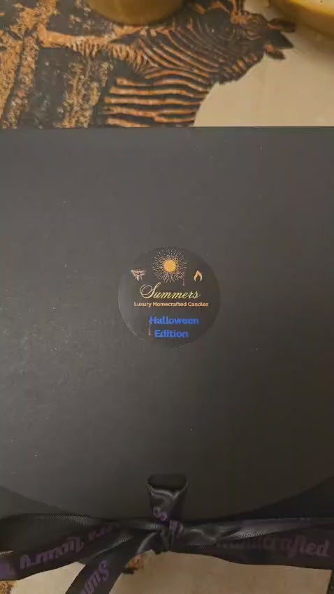 Halloween Beeswax Scented Candle Gift Box: 3 Skeletons